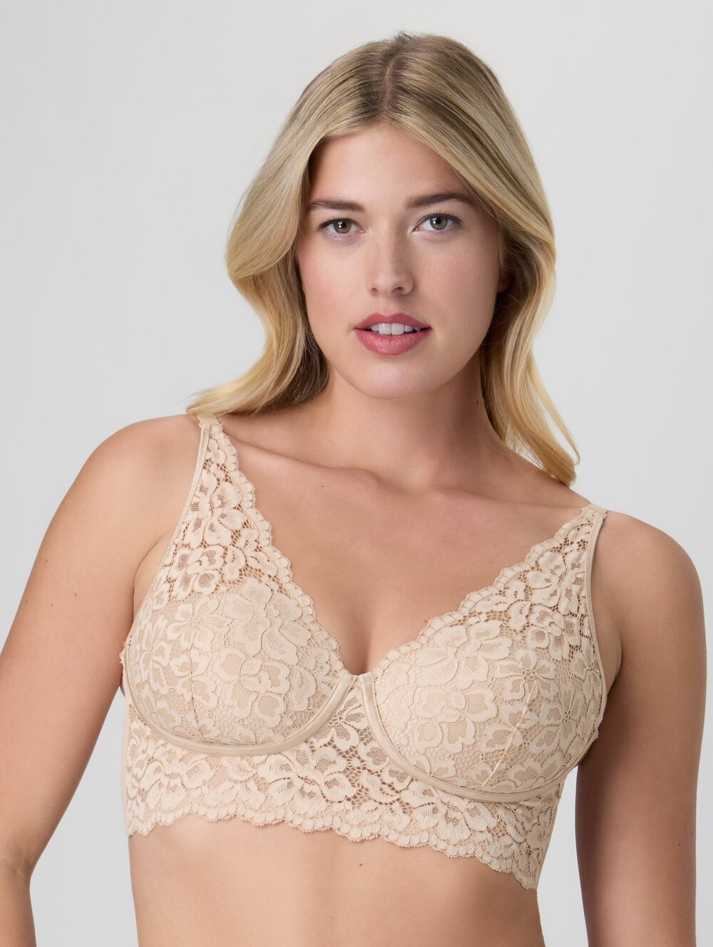 NWT Maidenform Casual Comfort Convertible Bralette Beige